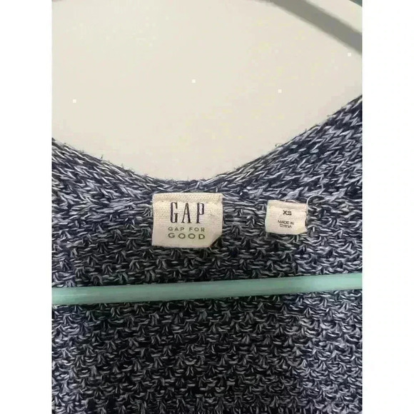 Gap Knit Sweater - Picture 2 of 2